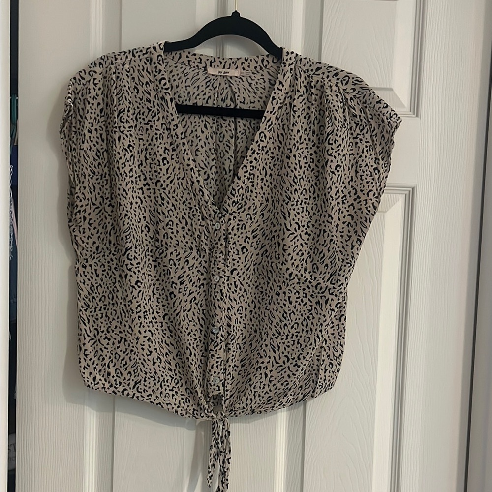 Black and Tan Flutter Sleeve Tie Front Blouse